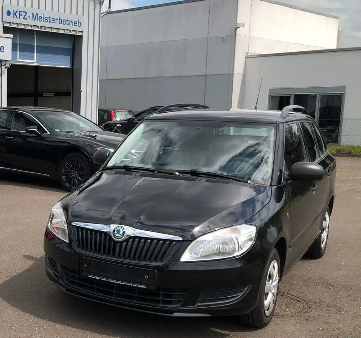 Skoda Fabia Kombi Special Schwarz - 1