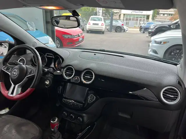 Opel Adam view 9