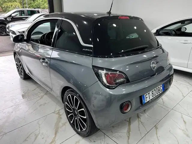 Opel Adam view 3