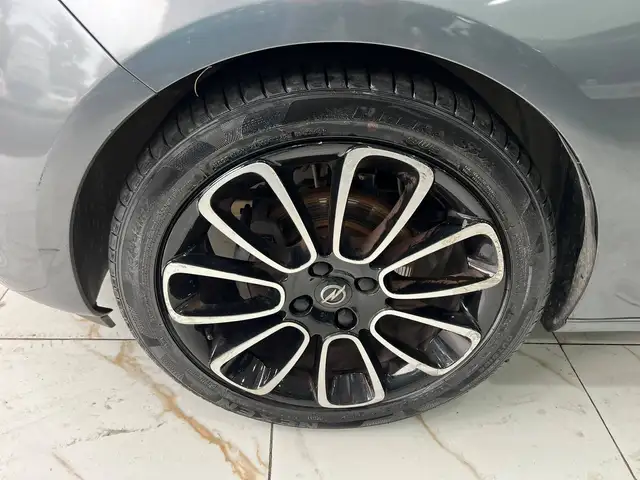 Opel Adam view 8