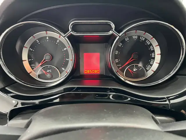 Opel Adam view 11