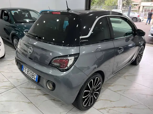 Opel Adam view 5