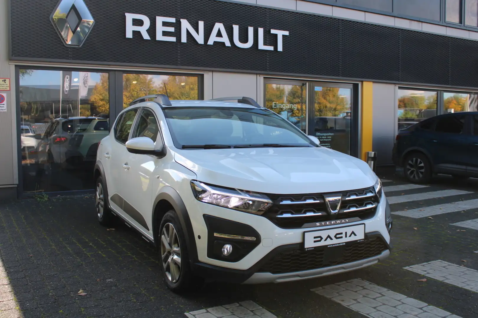 Dacia Sandero III Stepway Comfort TCe 100 LPG Weiß - 1