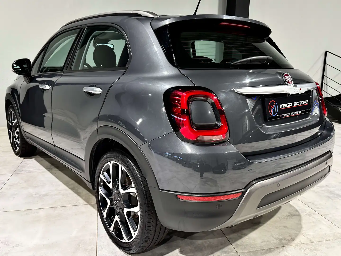 Fiat 500X 1.6d 130CV CARPLAY NAVi CAMERA JA19\ LED+ Gris - 2