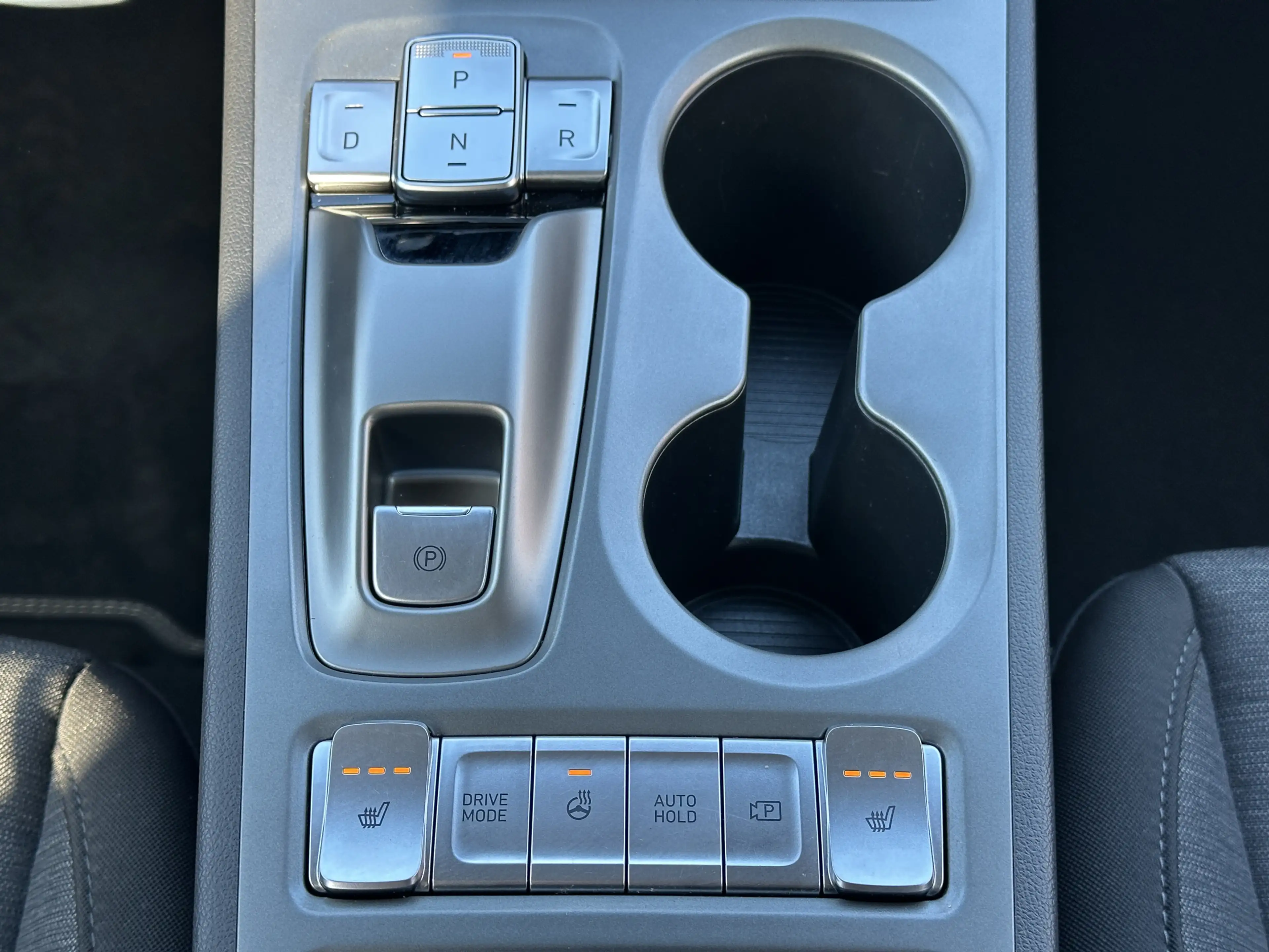 Hyundai KONA Trend LED NAV ACC KRELL WÄMPU 64KWh — photo 18