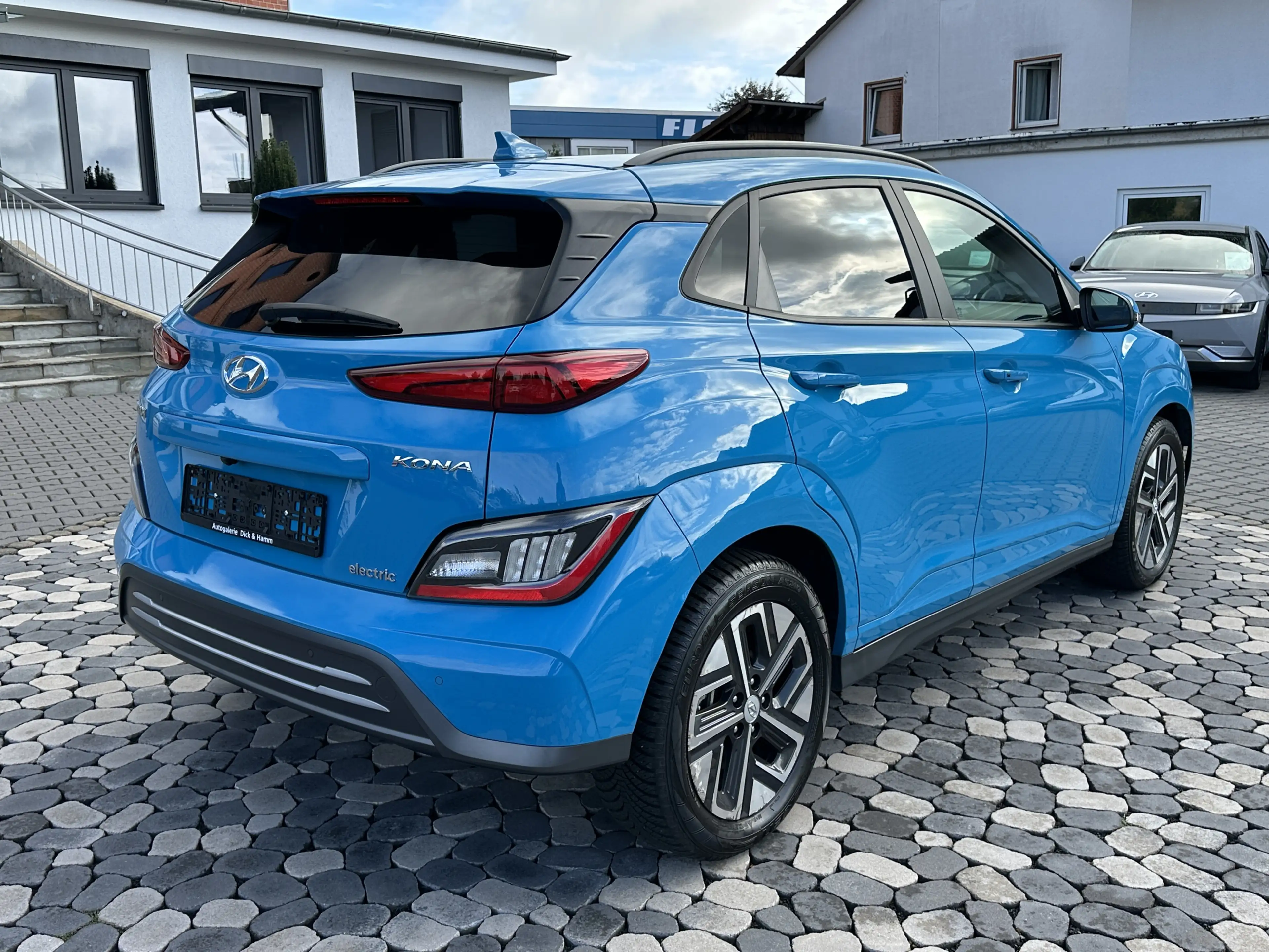 Hyundai KONA Trend LED NAV ACC KRELL WÄMPU 64KWh — photo 8