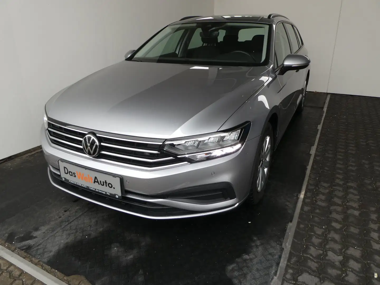 Volkswagen Passat Variant TSI Silber - 1