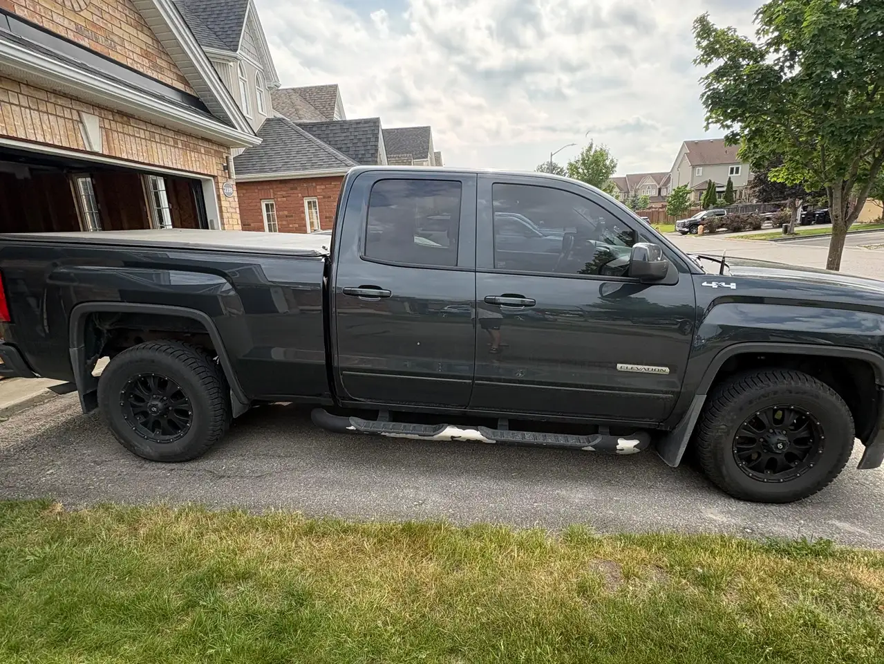 GMC Sierra 1500 photo GMC Sierra 1500