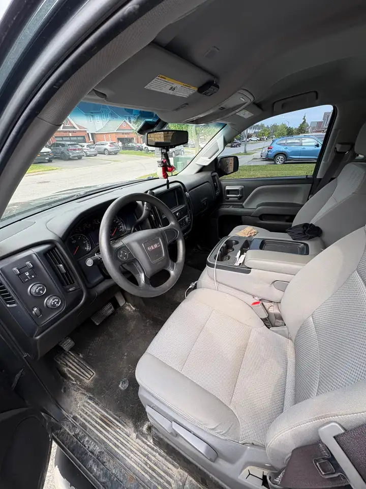 GMC Sierra 1500 photo GMC Sierra 1500