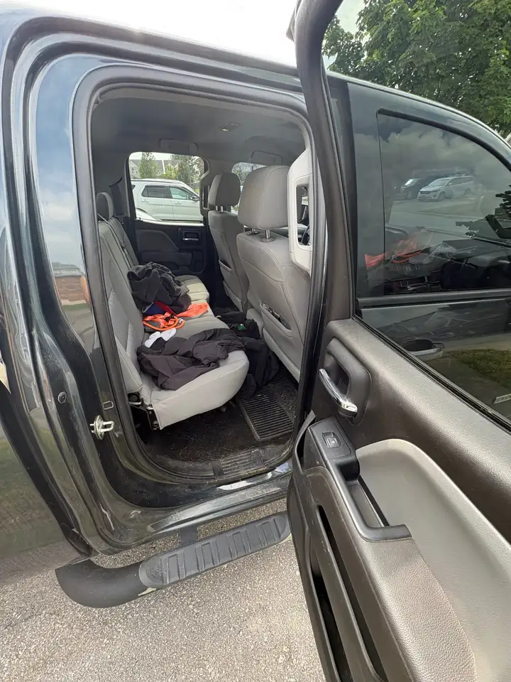 GMC Sierra 1500 photo GMC Sierra 1500