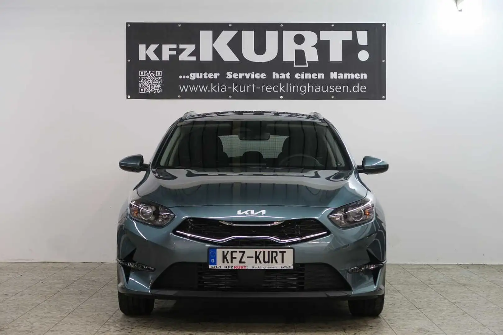 Kia Ceed Sportswagon 1.5 T-GDI ISG DCT7 OPF Vision Сірий - 2