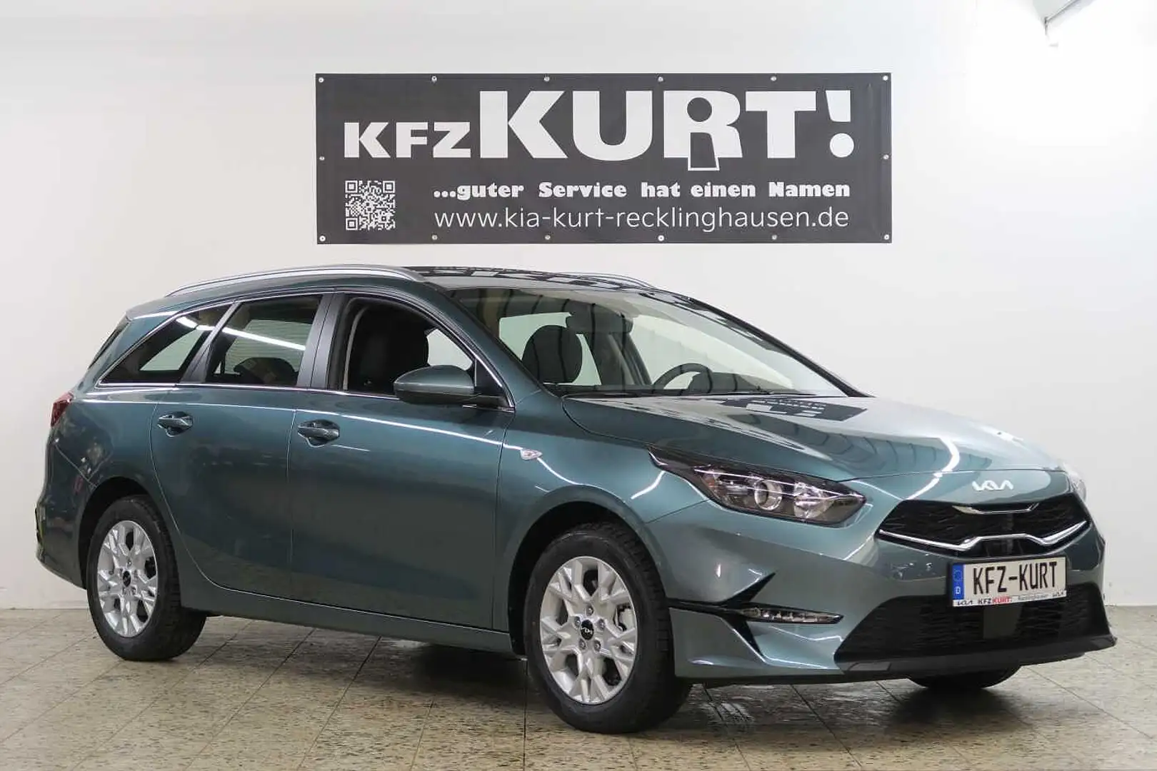 Kia Ceed Sportswagon 1.5 T-GDI ISG DCT7 OPF Vision Сірий - 1