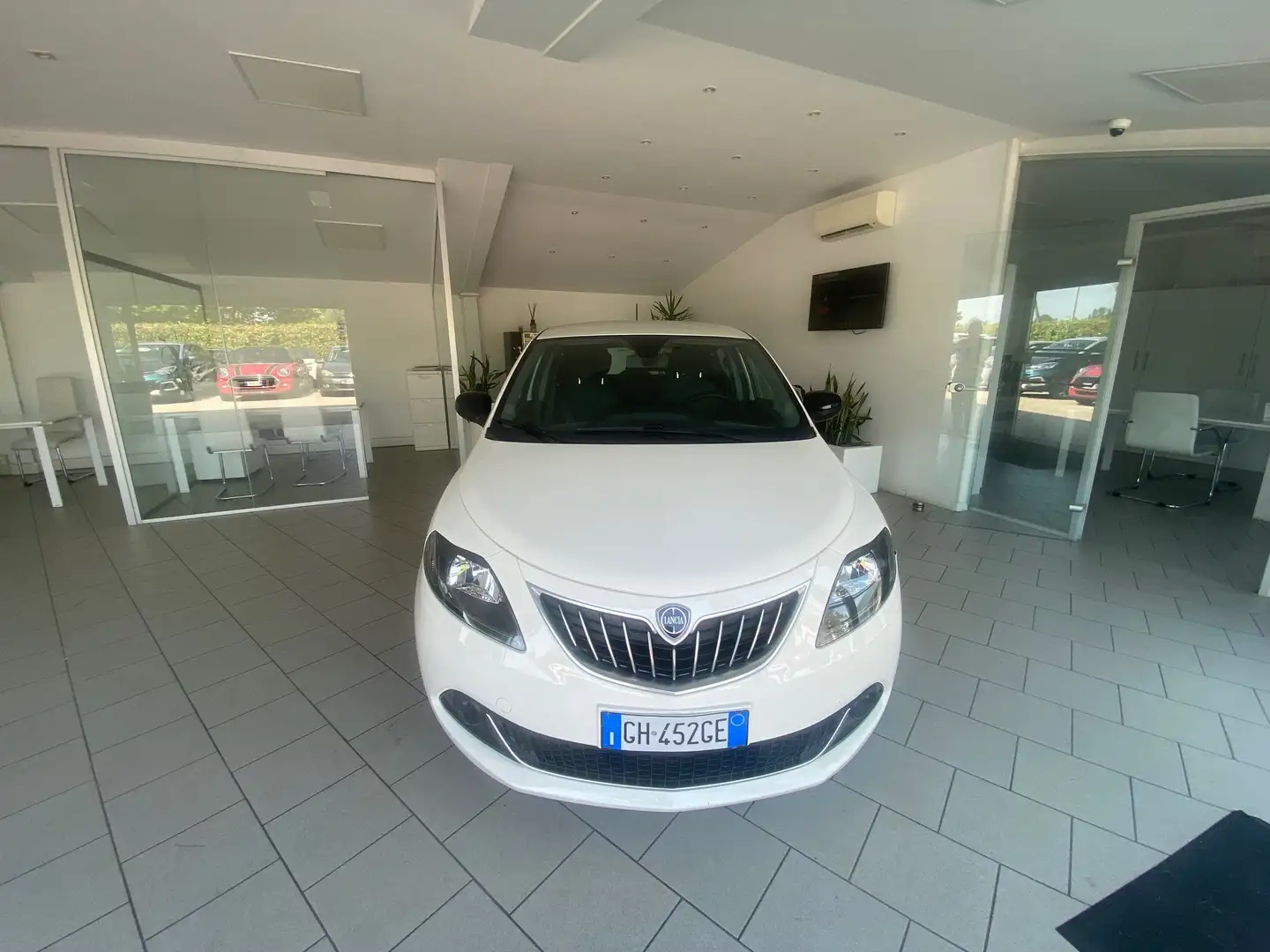 Lancia Ypsilon Ypsilon 1.0 firefly hybrid Silver s Bianco - 2