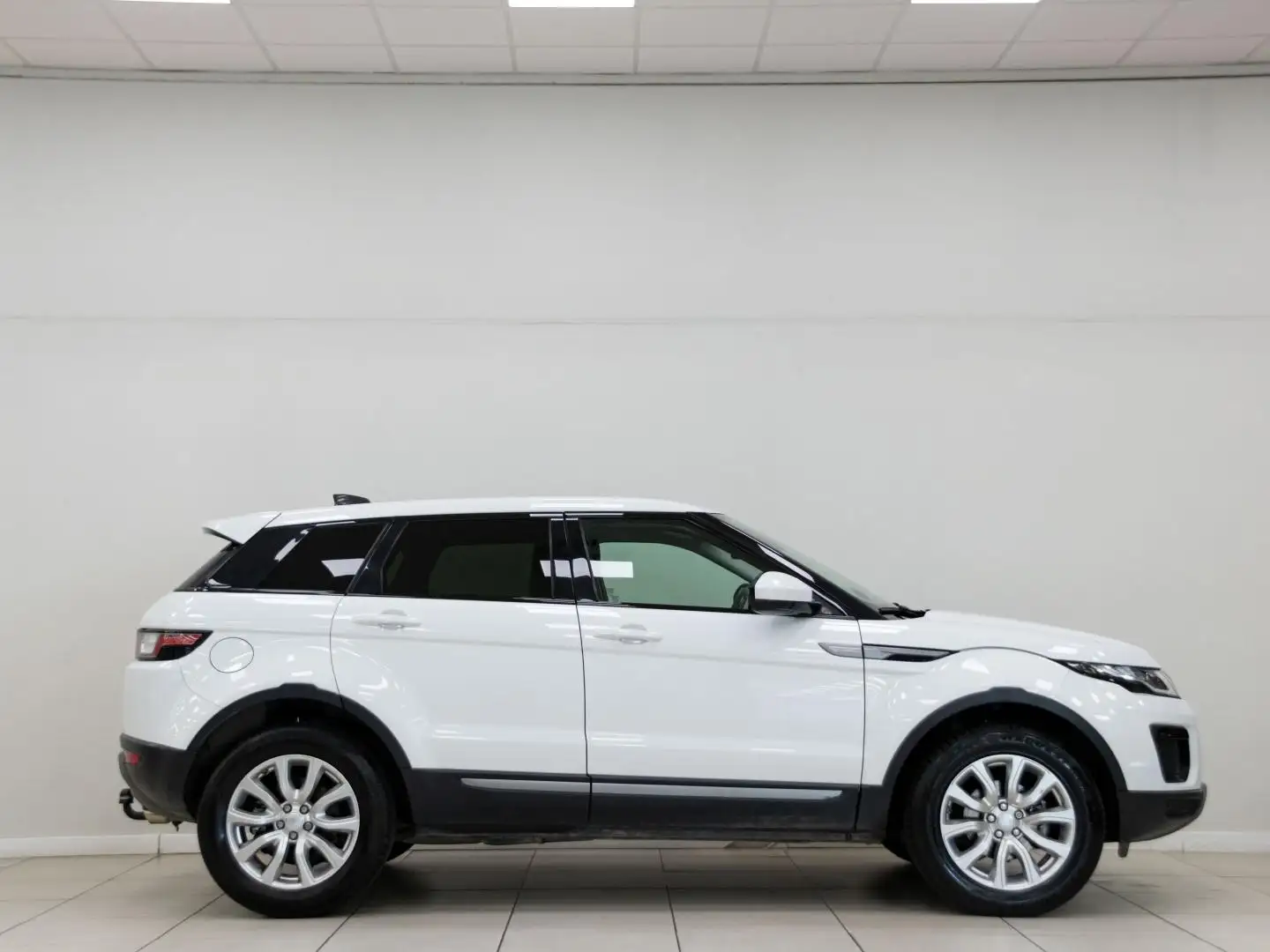 Land Rover Range Rover Evoque 2.0L eD4 Diesel 110kW (150CV) 4x2 Pure Blanco - 2
