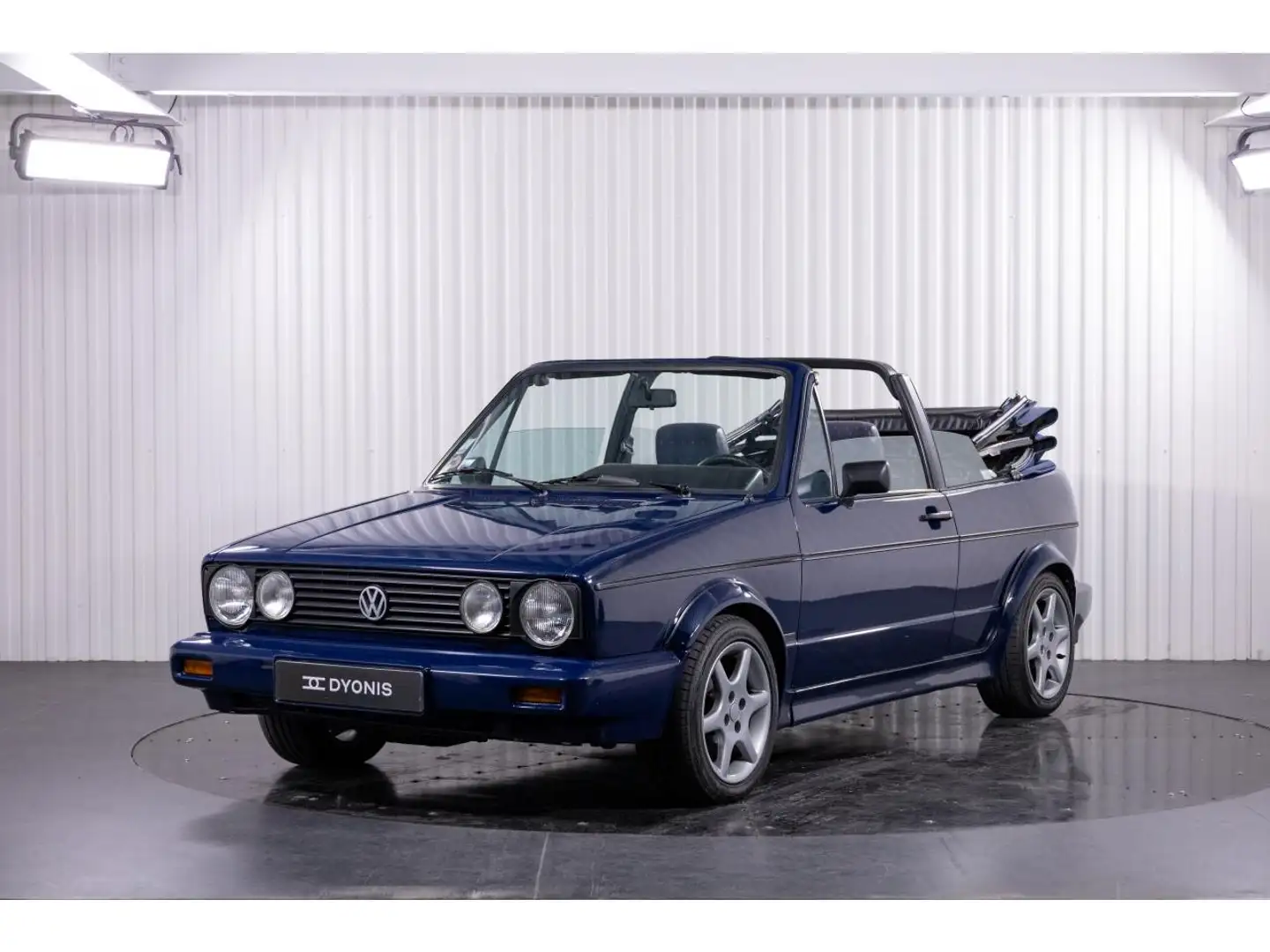 Volkswagen Golf Golf Cabriolet 1.6 75CV Bleu - 1