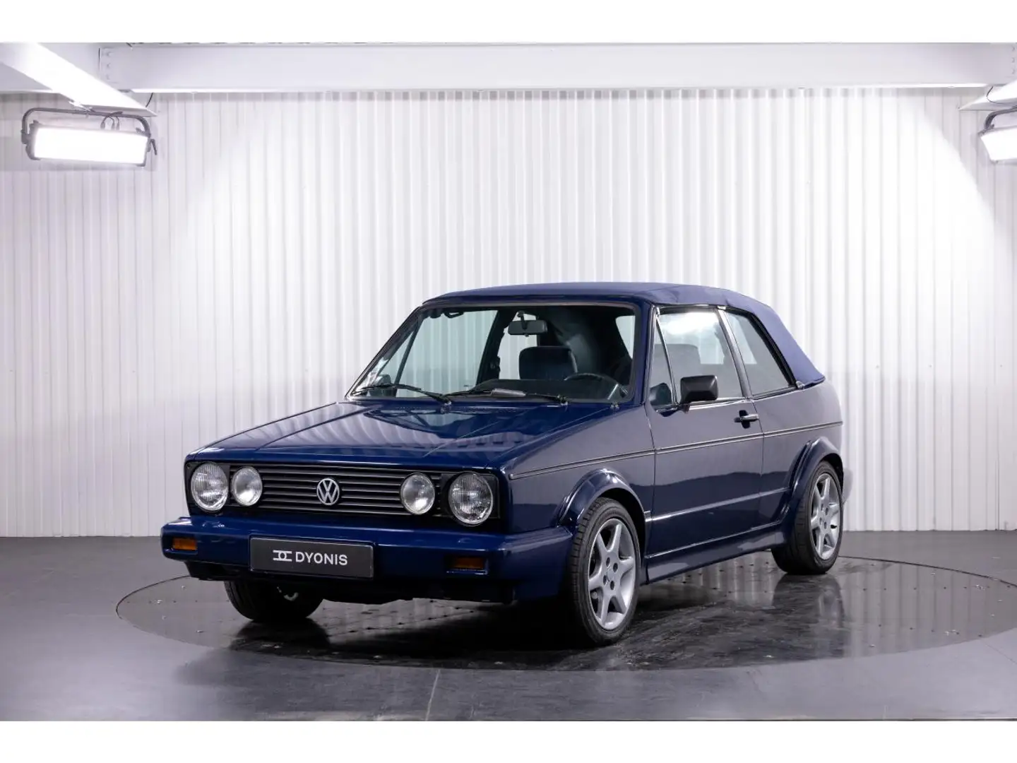 Volkswagen Golf Golf Cabriolet 1.6 75CV Bleu - 2