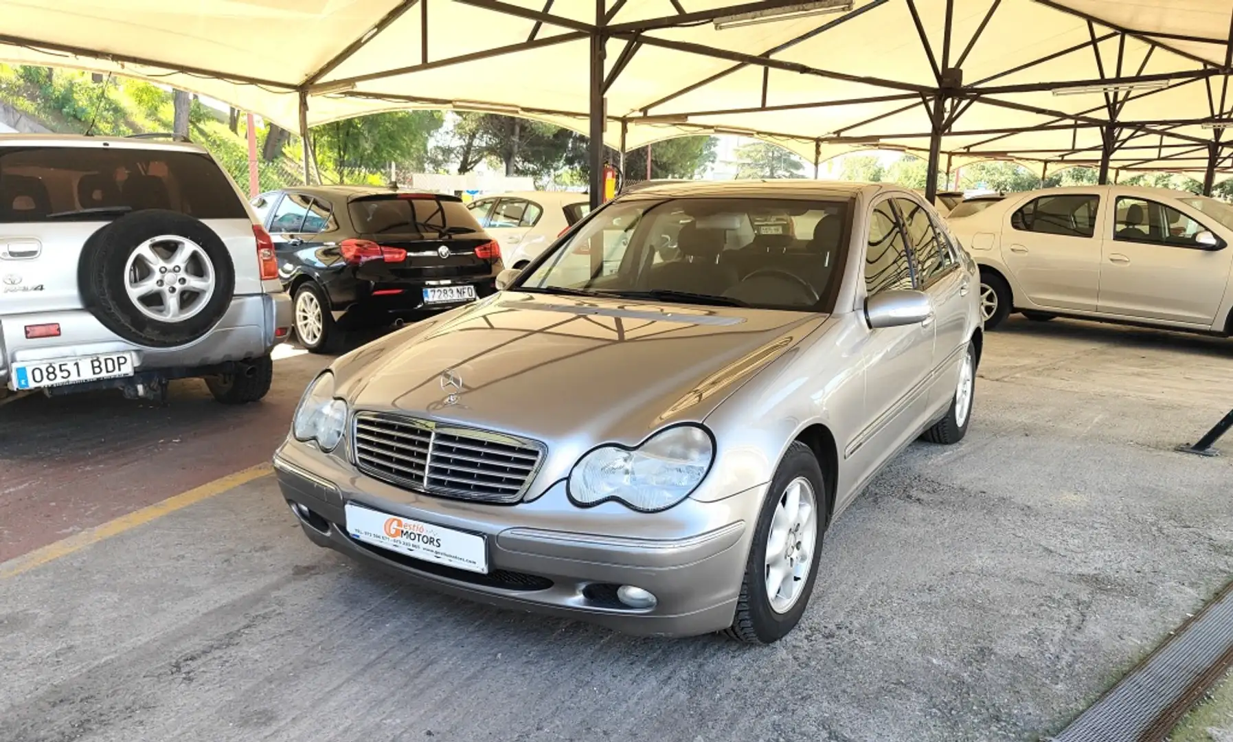 Mercedes-Benz C 180 K Elegance Beige - 1
