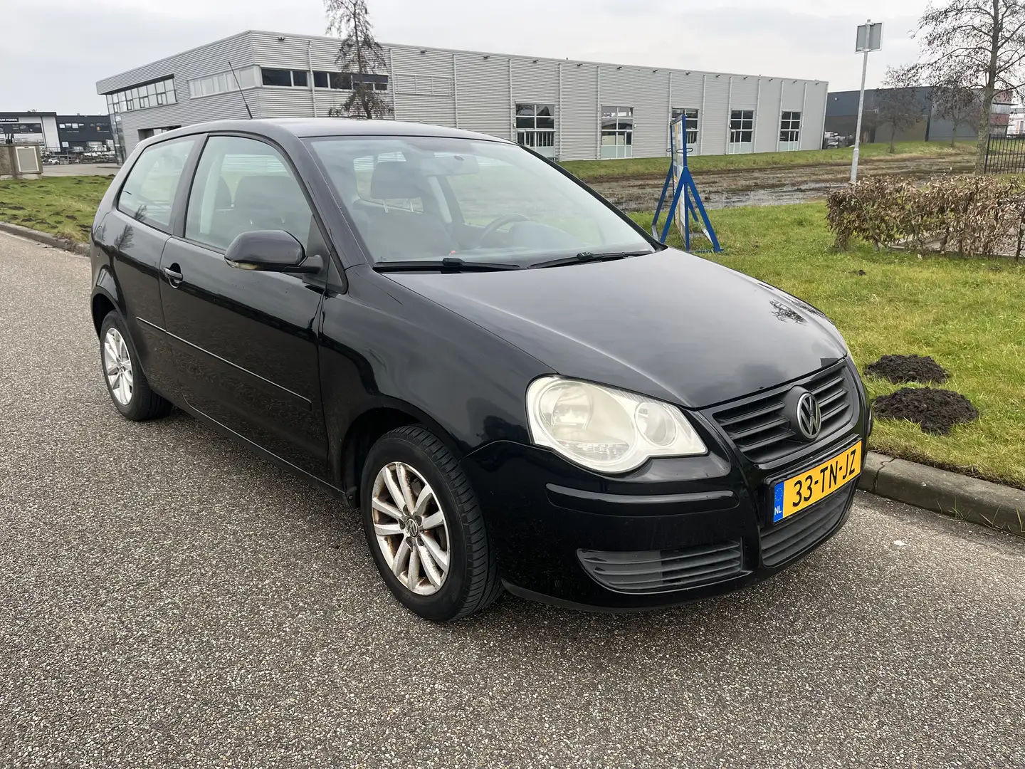 Volkswagen Polo 1.4 Comfortline - 1