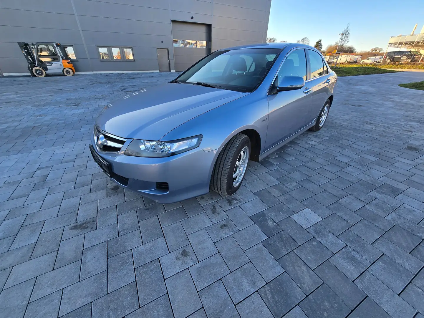 Honda Accord 2.0 Comfort Gris - 1