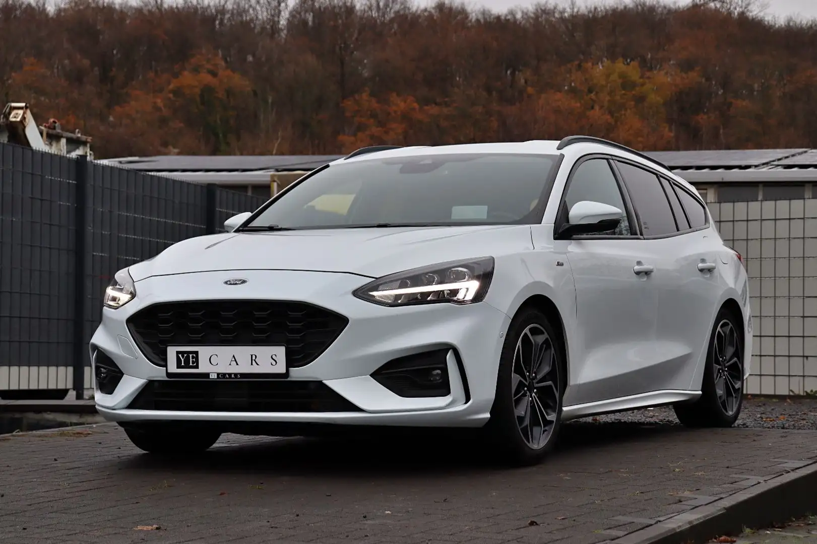 Ford Focus ST-Line *HUD*B&O*RFK*WINTERP*LED*CAR-PLAY* Weiß - 2