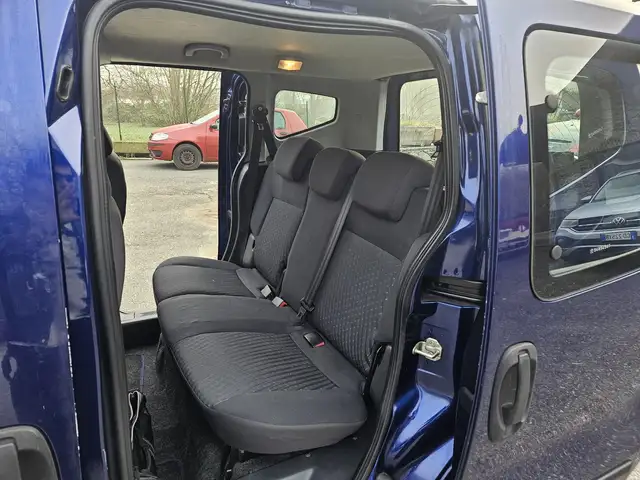 Peugeot Bipper Tepee view 9