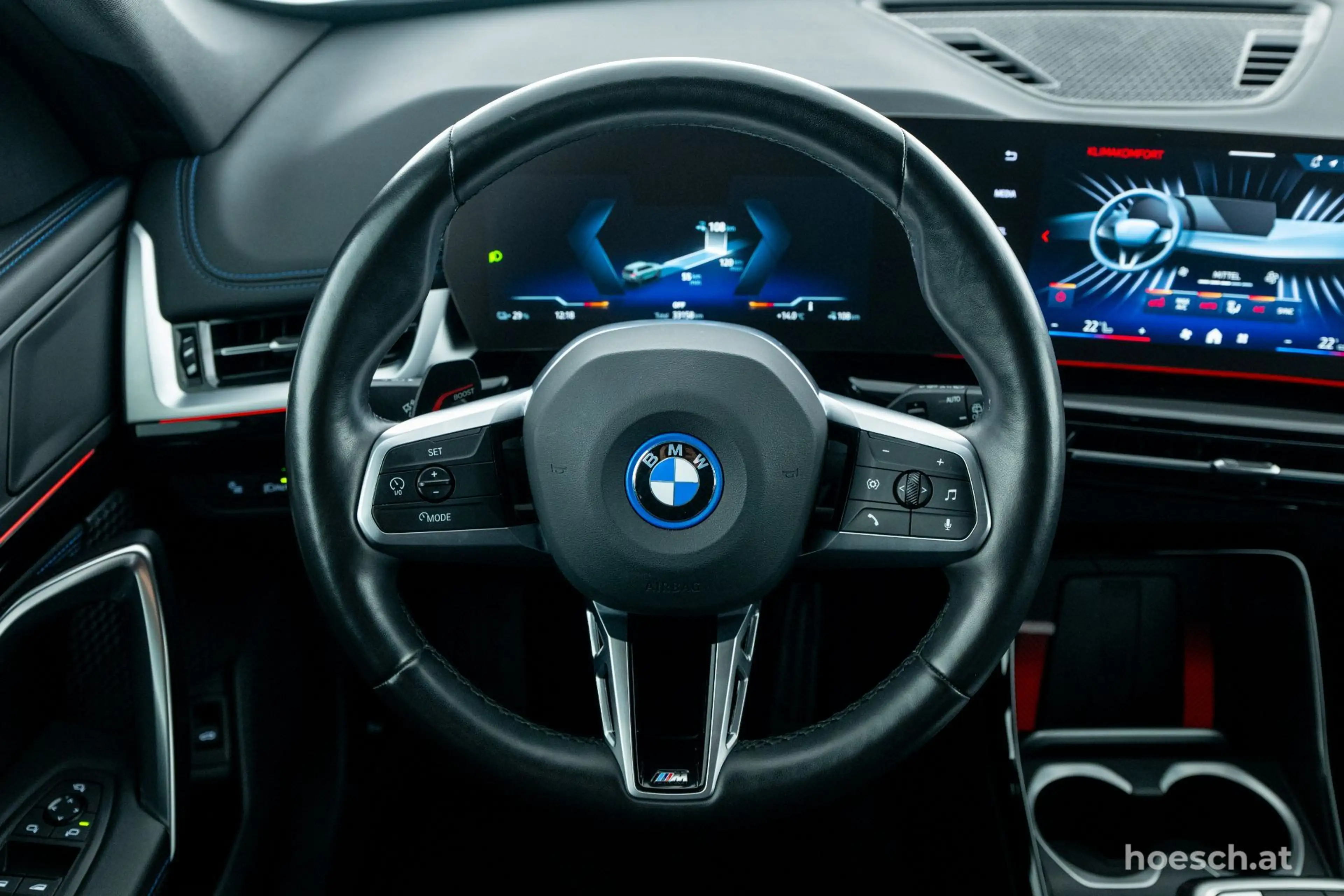 BMW iX1 xDrive30 M Sport PREMIUM — photo 6