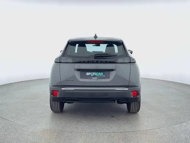 Peugeot 2008 view 4