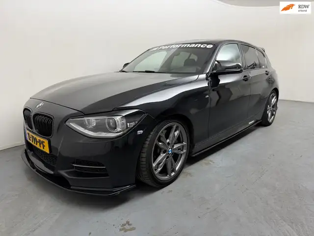 BMW 135 1-serie M135i xDrive High Executive # 420 PK # Rem