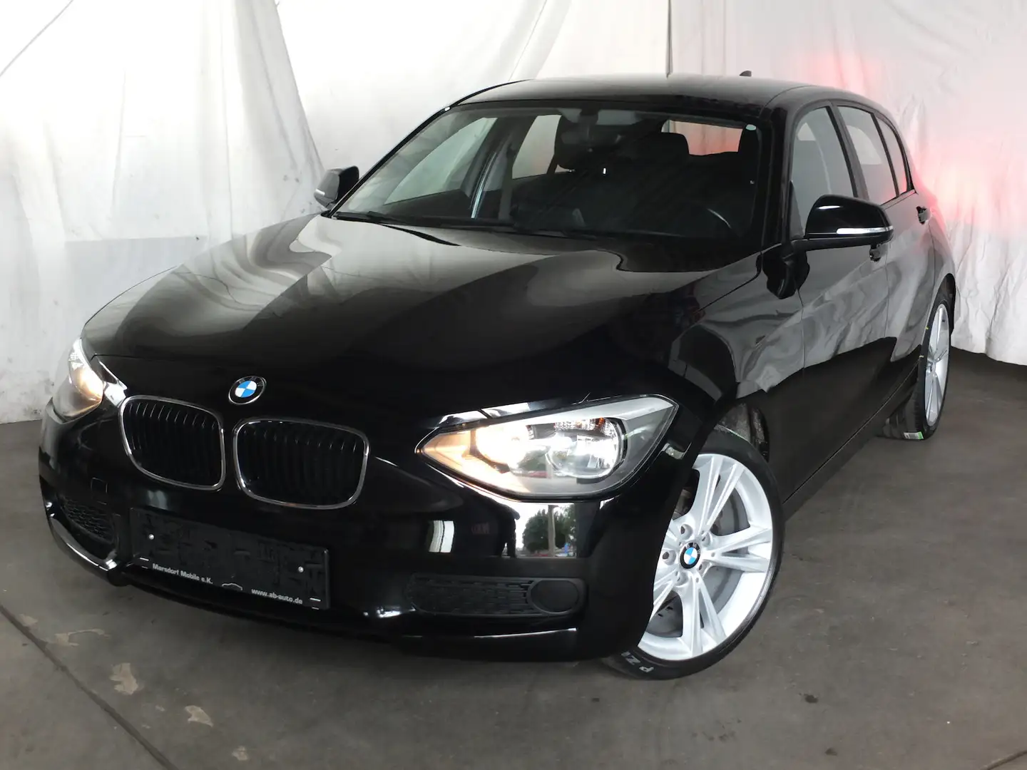BMW 114 114i NAVI SPORT LMF 18 Zoll START-STOP PDC Schwarz - 1