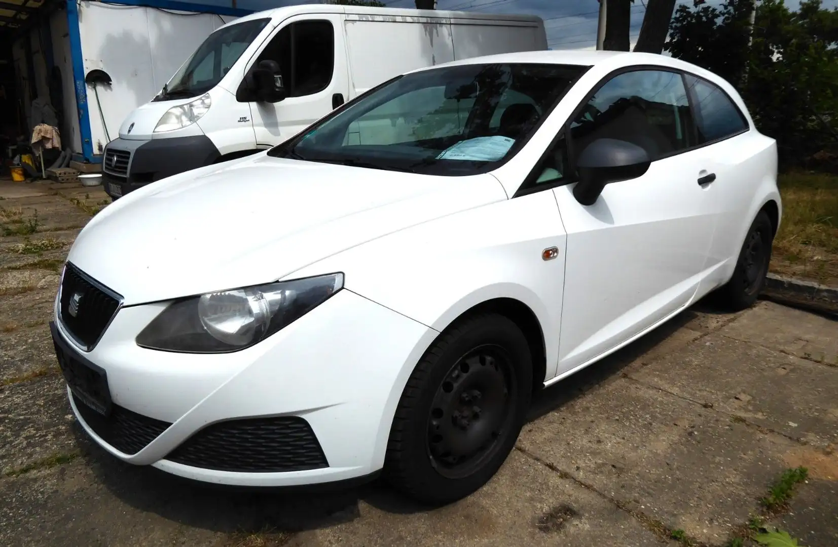 SEAT Ibiza SC Klima, ESP, Reifendruck, ZV, Eu5 Weiß - 1