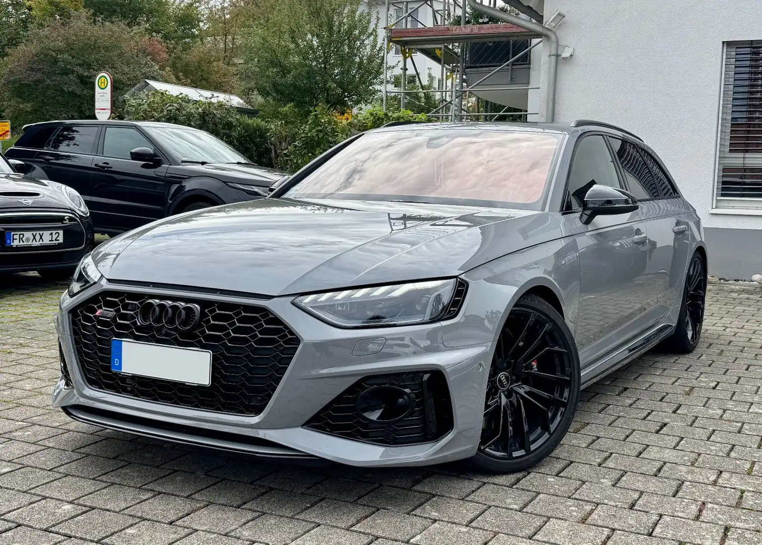 Audi RS4 RS 4 Avant 2.9 TFSI quattro* MTM 532PS * VOLL !! Šedá - 1