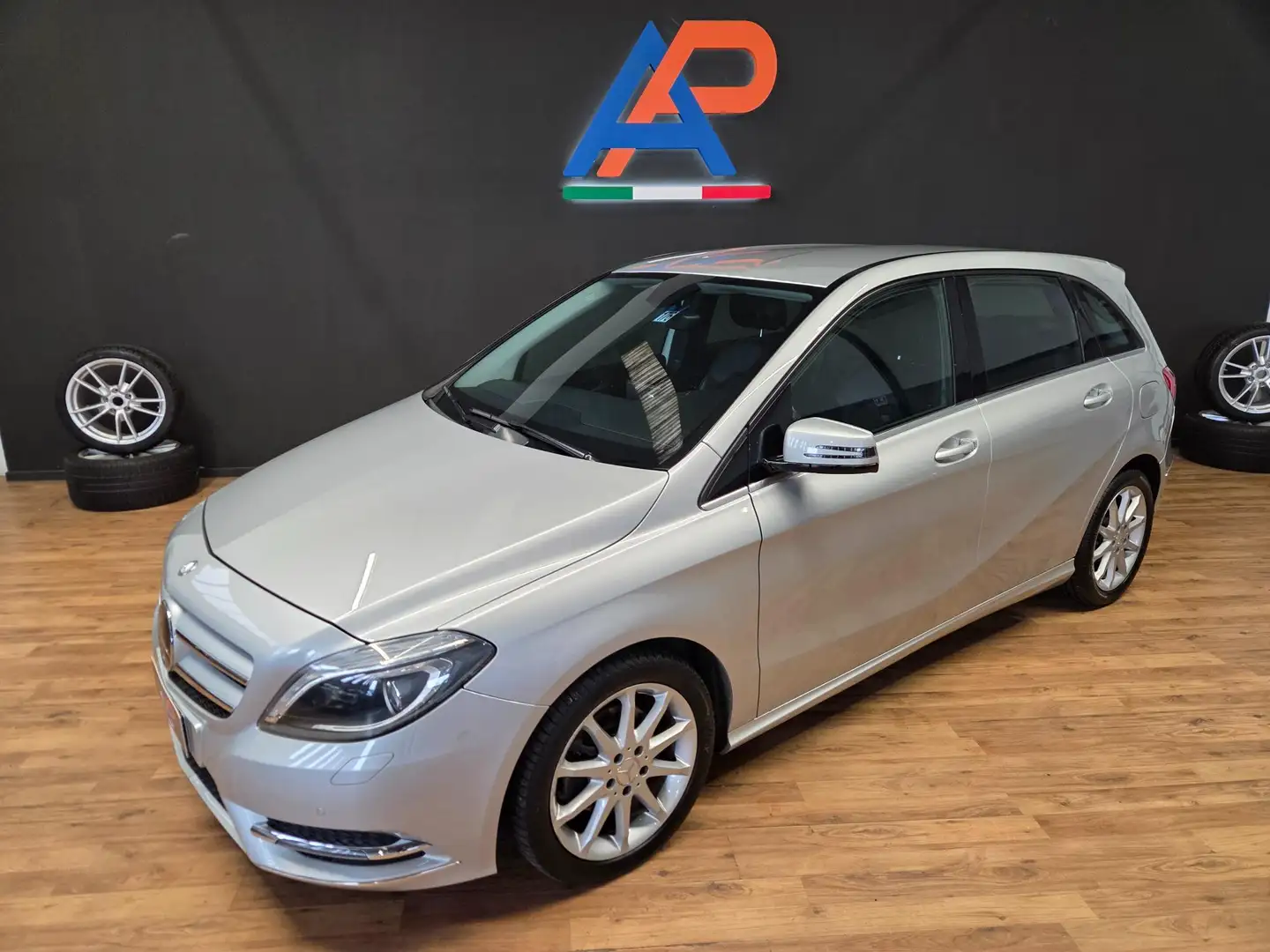 Mercedes-Benz B 180 CDI Automatic Premium NAVI Argent - 2