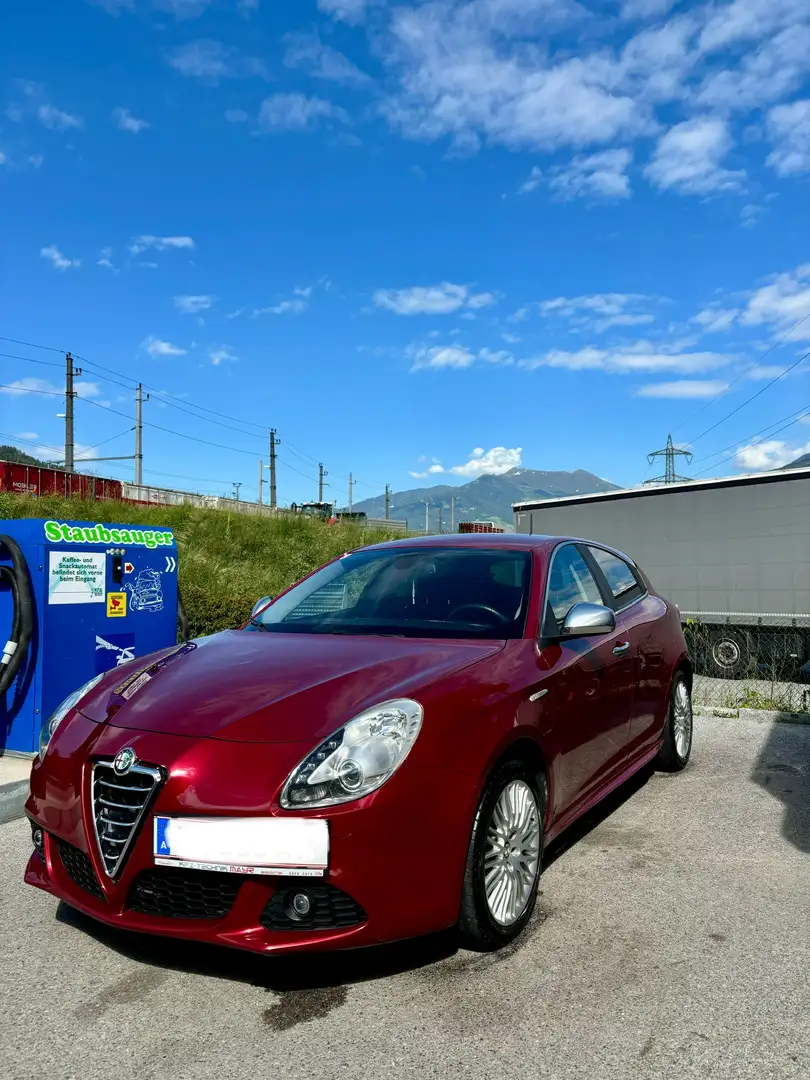 Alfa Romeo Giulietta 2,0 JTD Multijet II Distinctive - 1