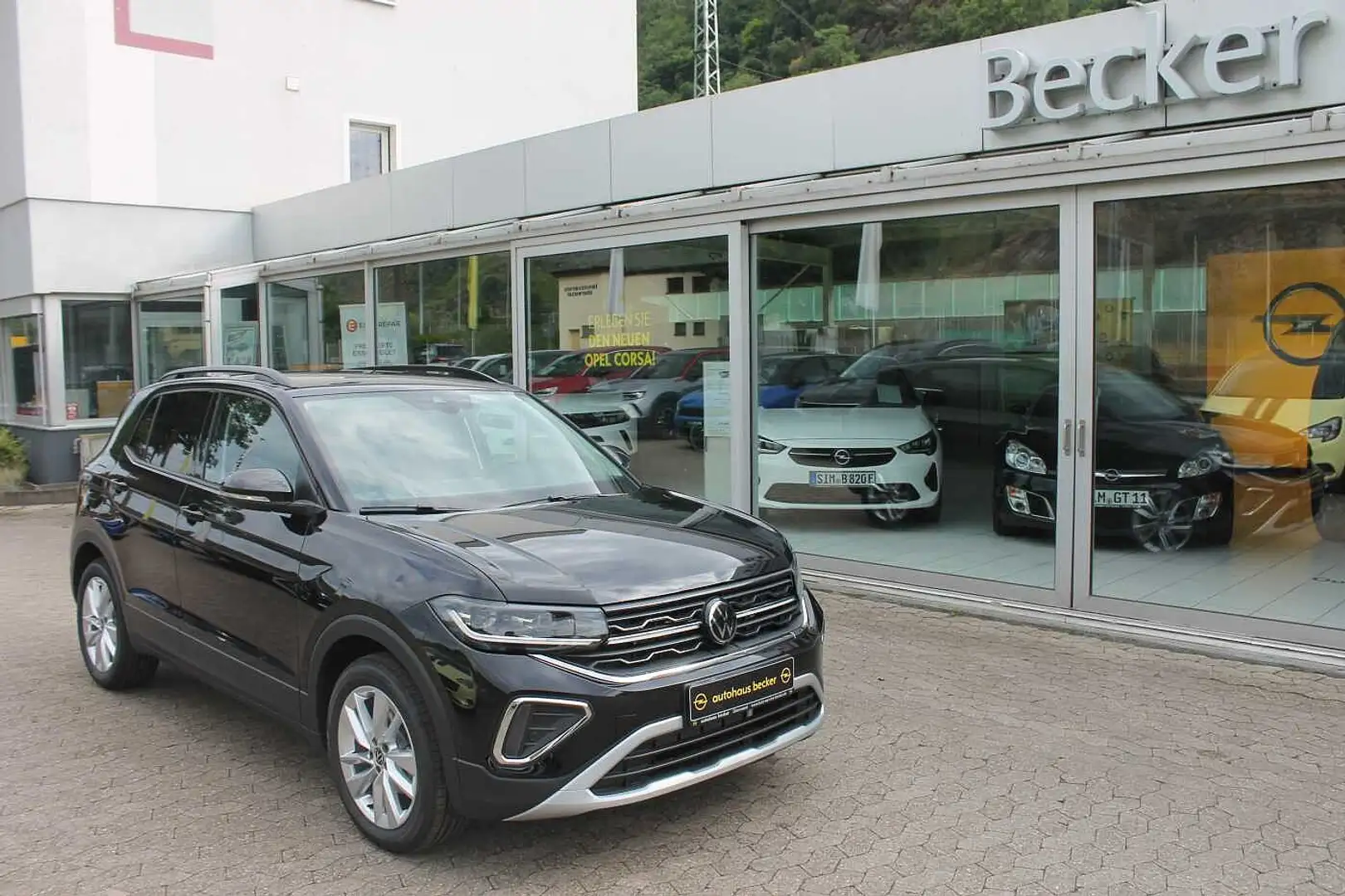 Volkswagen T-Cross 1.0 TSI OPF DSG Life Schwarz - 1