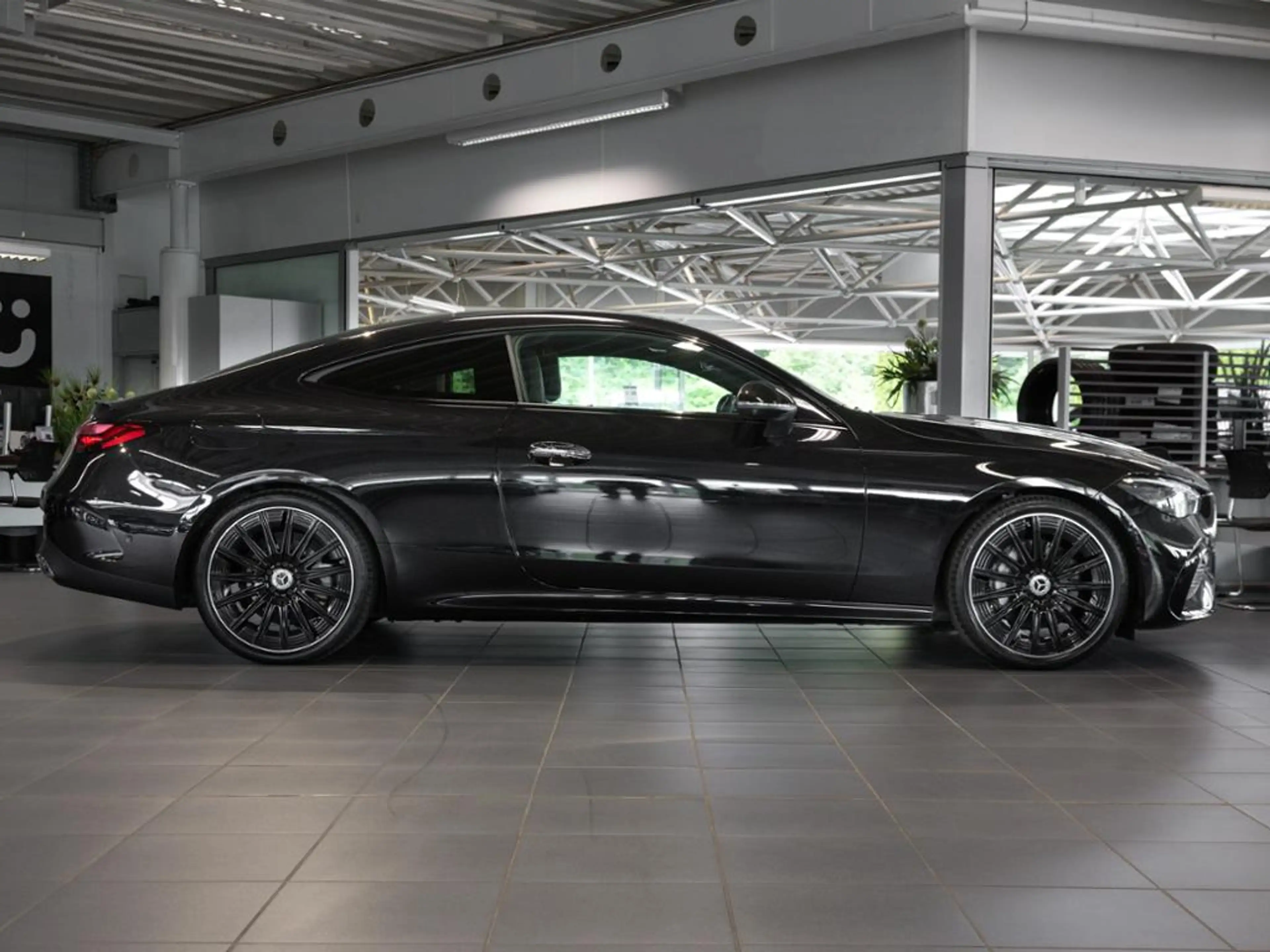 Mercedes-Benz CLE 220 d Coupé , AMG BURM NIGHT MEMO 360 KAMERA — photo 4