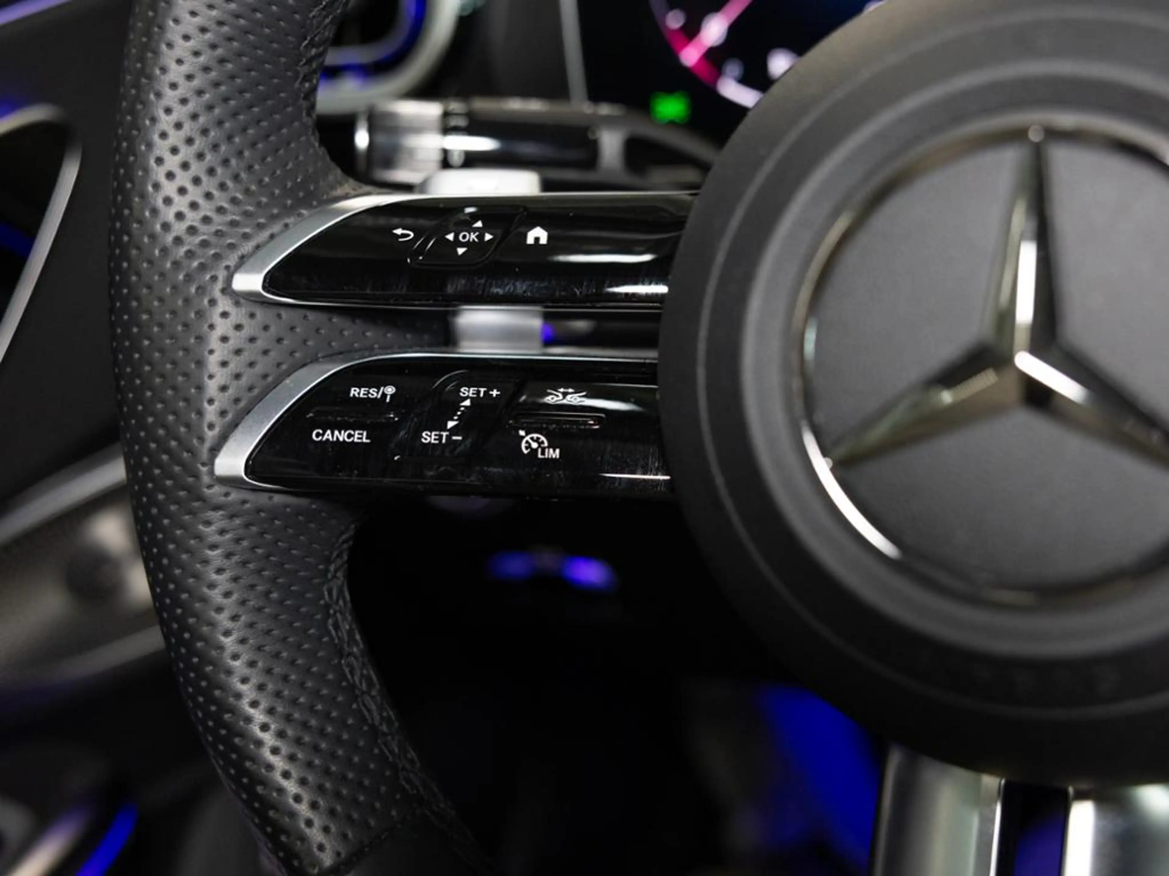 Mercedes-Benz CLE 220 d Coupé , AMG BURM NIGHT MEMO 360 KAMERA — photo 15