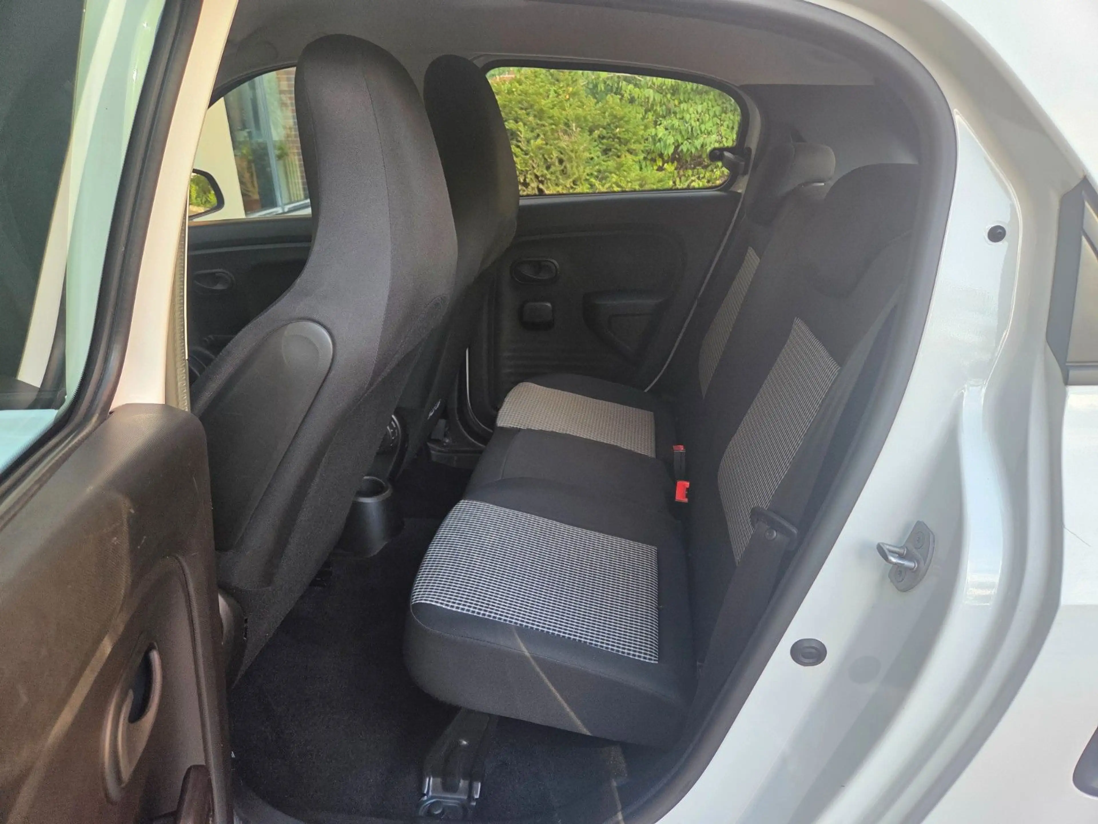 Renault Twingo Life*TÜV NEU*KLIMA*NETTO 5000€* — photo 13