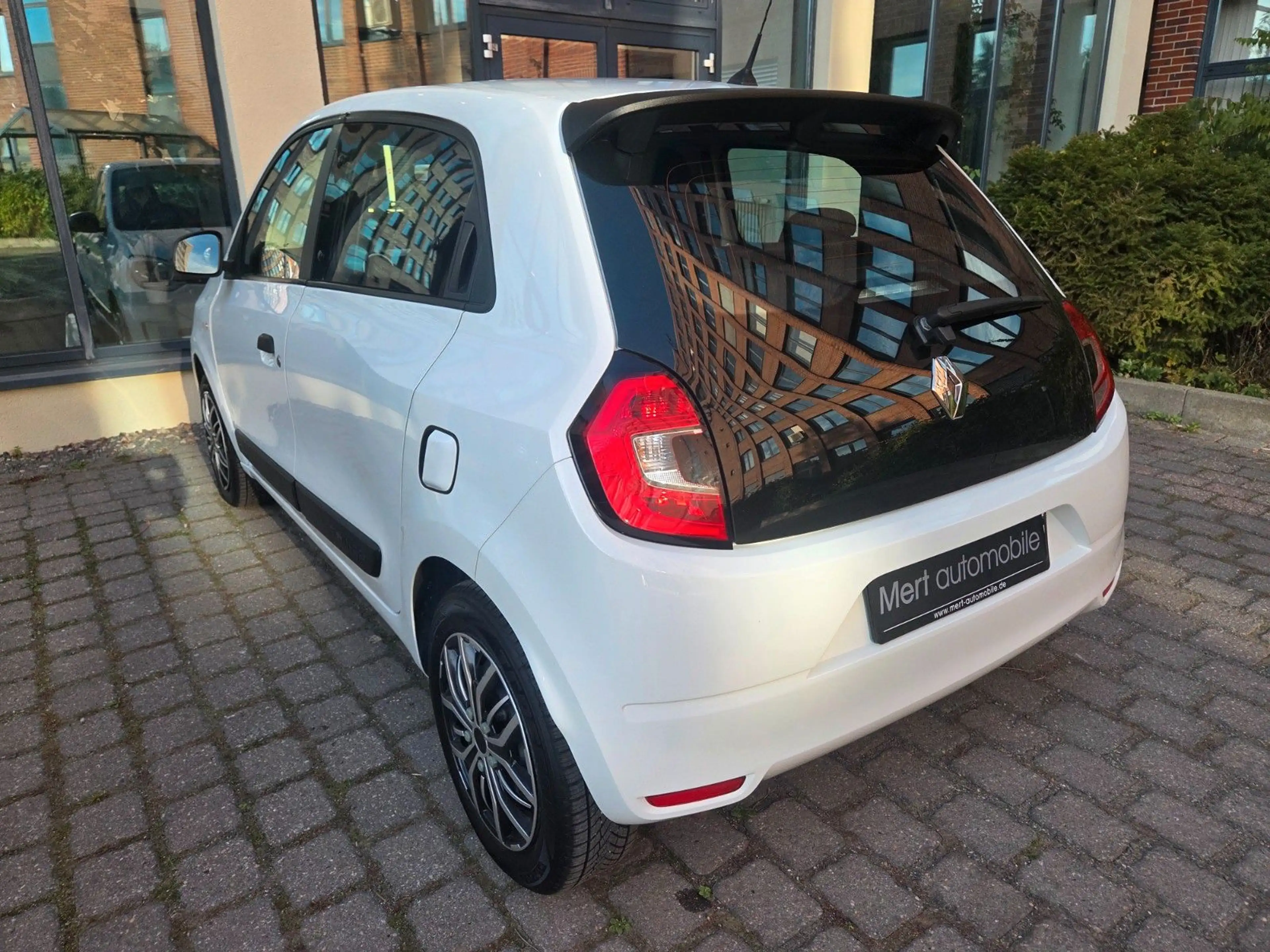 Renault Twingo Life*TÜV NEU*KLIMA*NETTO 5000€* — photo 4
