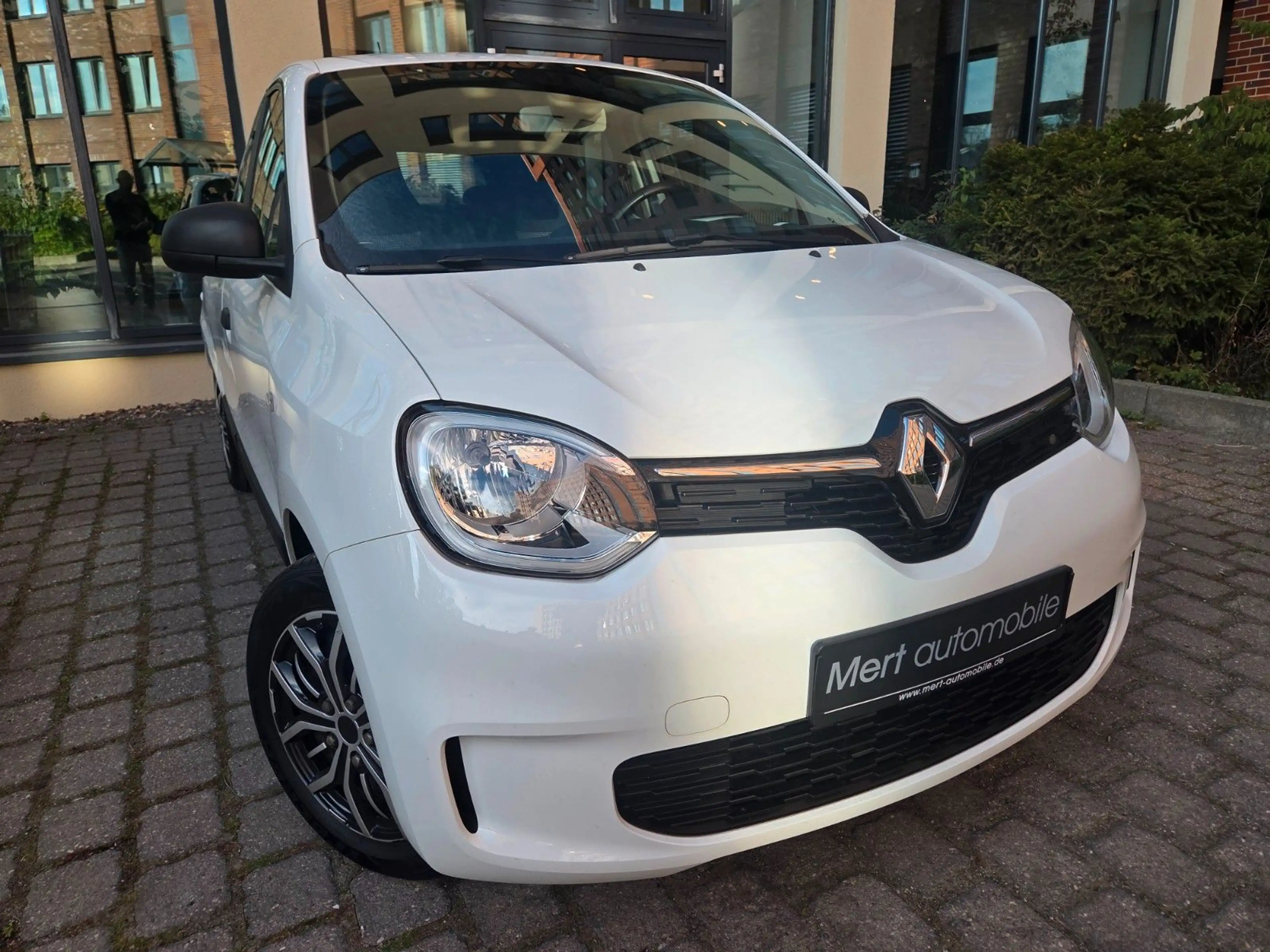 Renault Twingo Life*TÜV NEU*KLIMA*NETTO 5000€*