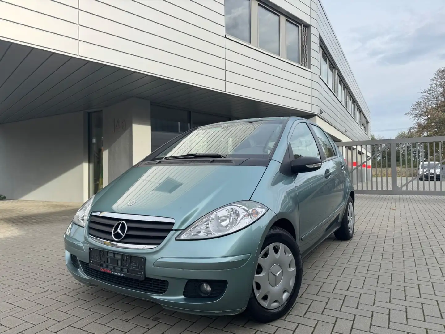 Mercedes-Benz A 150 A -Klasse A 150 AUTOMATIK KLIMA FREISPECH Azul - 1