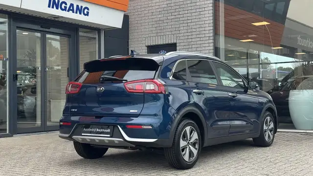 Kia Niro view 5