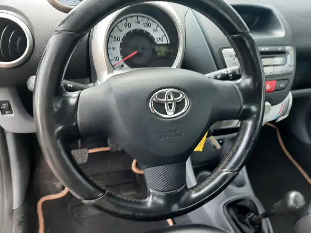 Toyota Aygo view 13