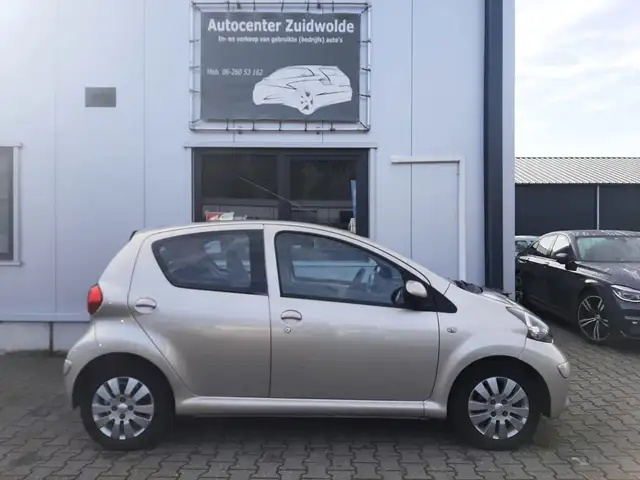 Toyota Aygo view 4