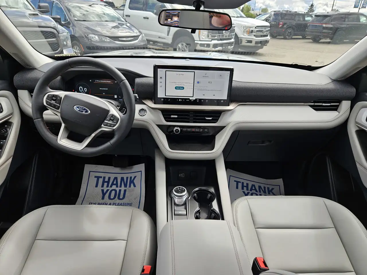 Ford Explorer снимка Ford Explorer