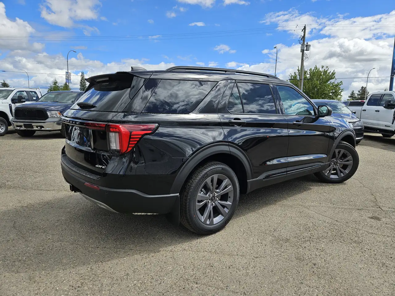 Ford Explorer снимка Ford Explorer