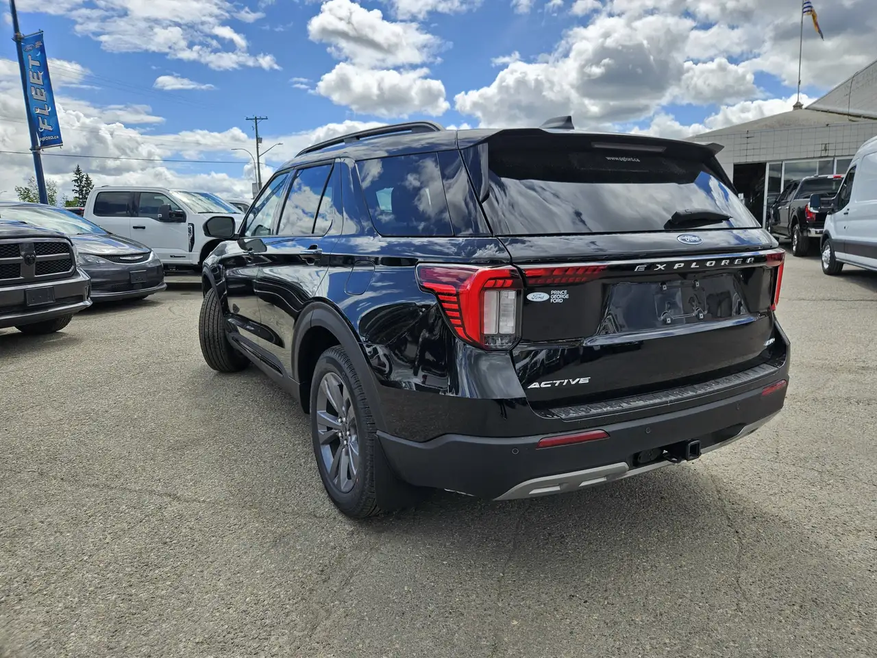 Ford Explorer снимка Ford Explorer