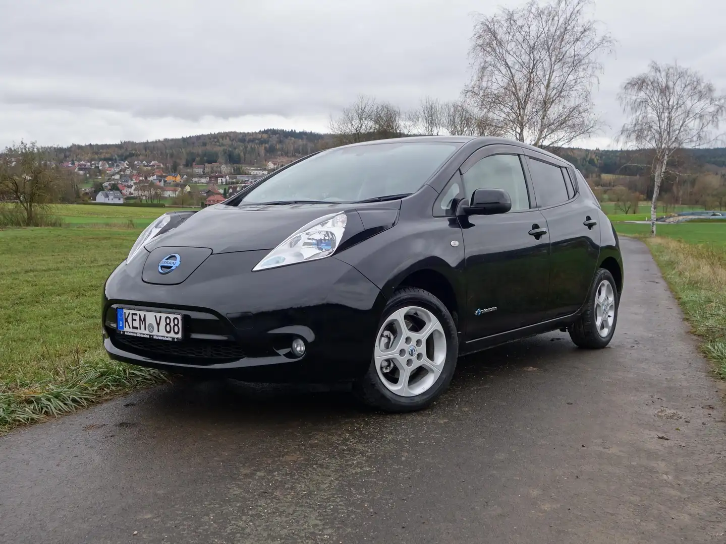 Nissan Leaf Leaf 24 kWh (mit Batterie) Visia Schwarz - 1