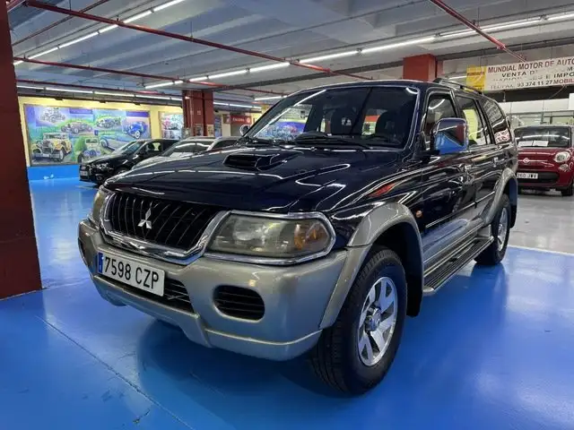 Mitsubishi Montero Sport 2.5TDi Intense Plus