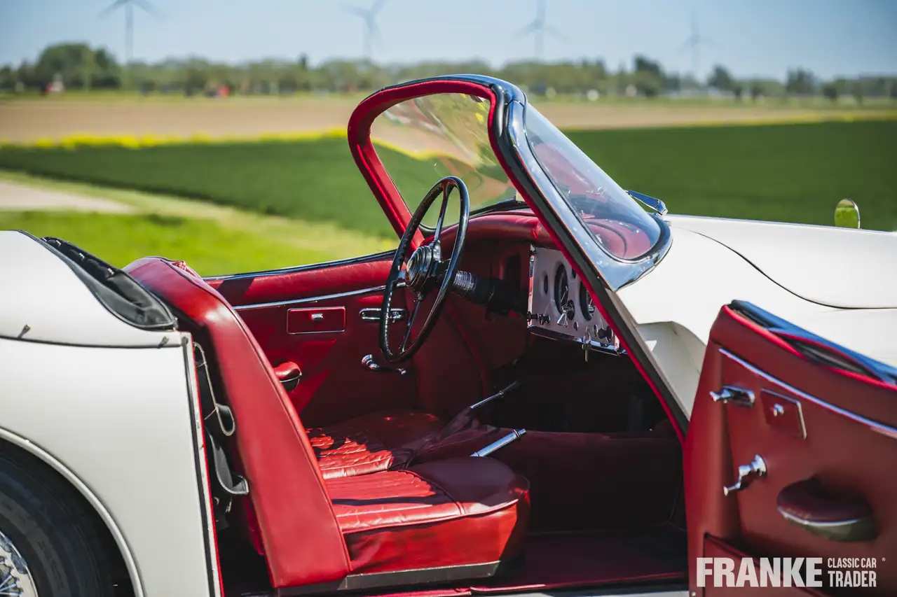 Jaguar XK 150 OTS, foto 3