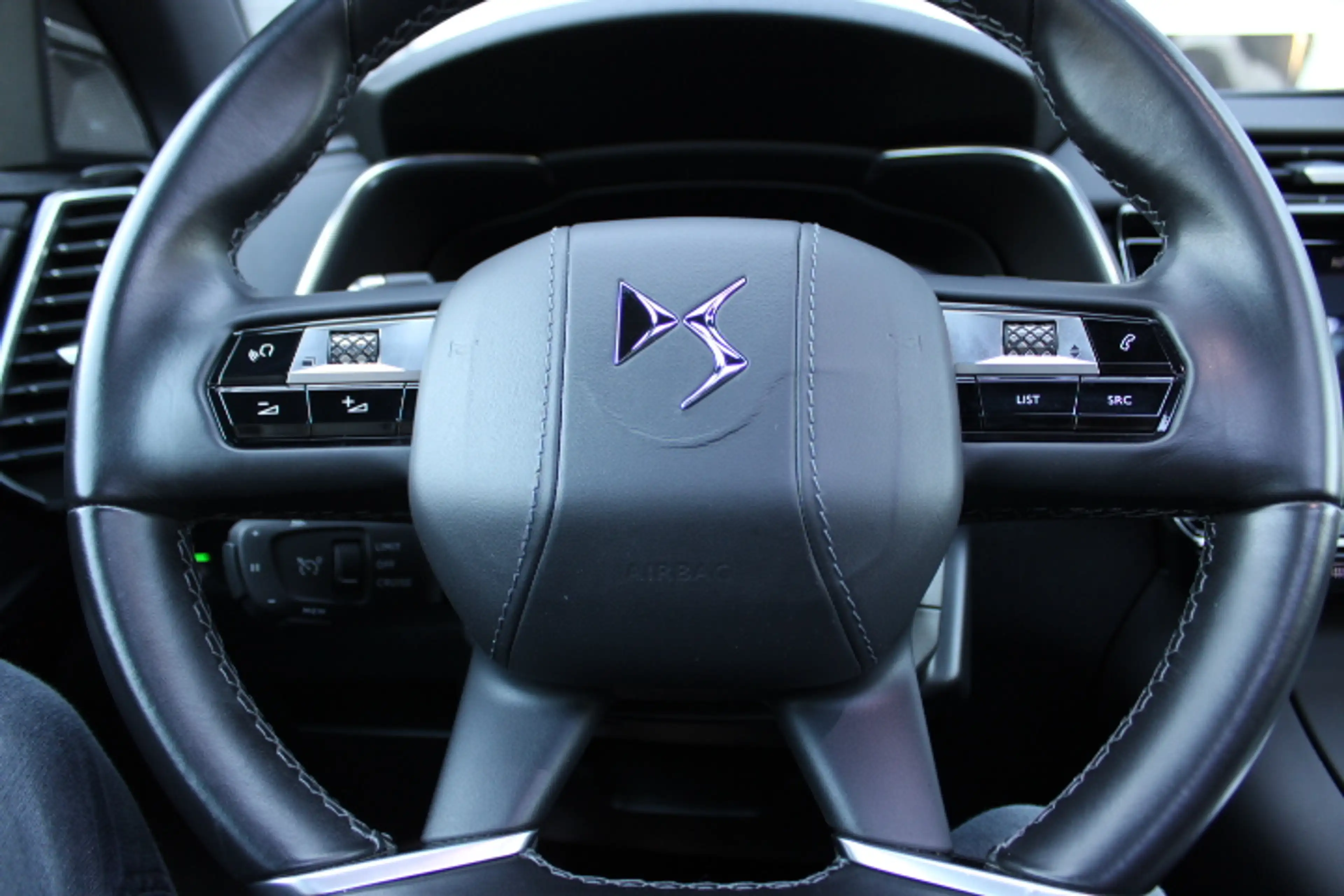 DS Automobiles DS 7 E-Tense 300 4x4 Opéra - Panoramadak - Dealer onder — photo 36
